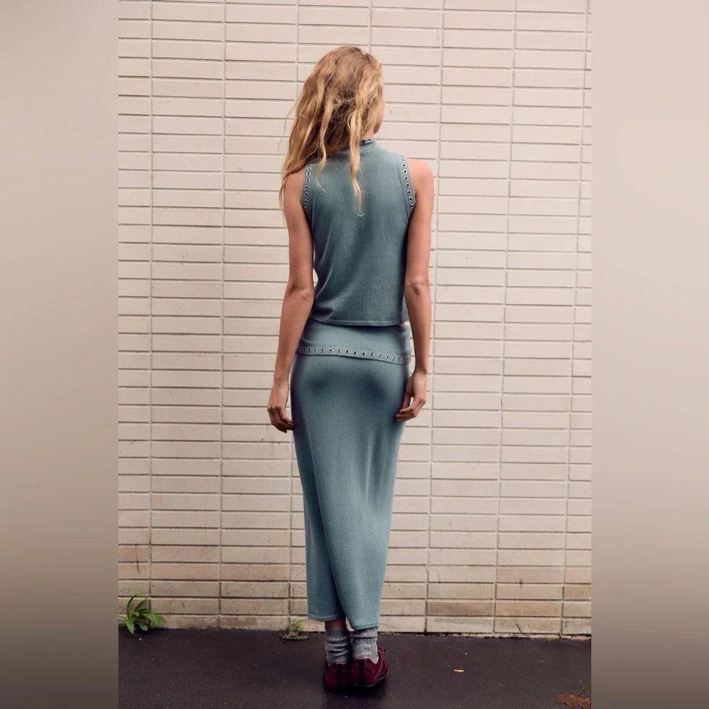 ZARA EYELET MIDI SKIRT - Picture 9 of 12